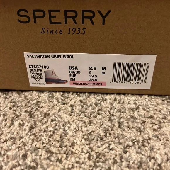 NEW IN BOX! Sperry Duck Boots - Picture 2 of 7